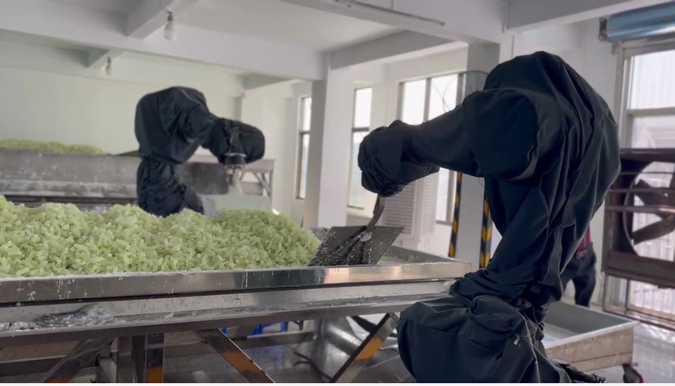 食品加工翻糖应用案例-翻炒机器人(图2)